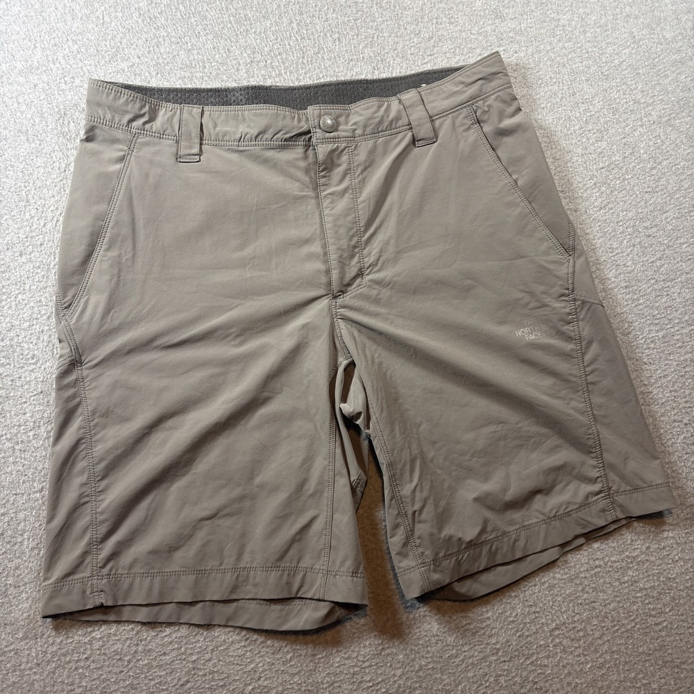 North Face Gray Performance Shorts Men's Sz 34 Hiking Golf Nature Nylon